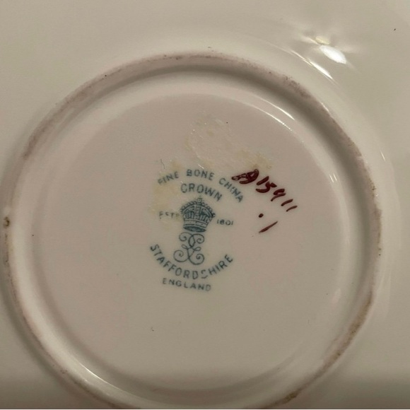 Crown Staffordshire A15911 Cobalt Blue And Gold Floral Tea Cup & Saucer Set - Picture 11 of 11